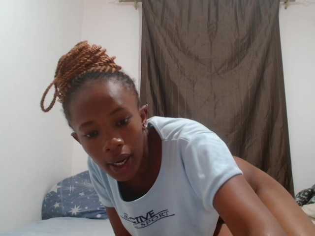 Melody-Kitty's BongaCams show and profile