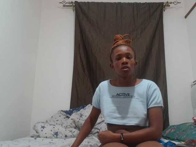 Melody-Kitty's BongaCams show and profile