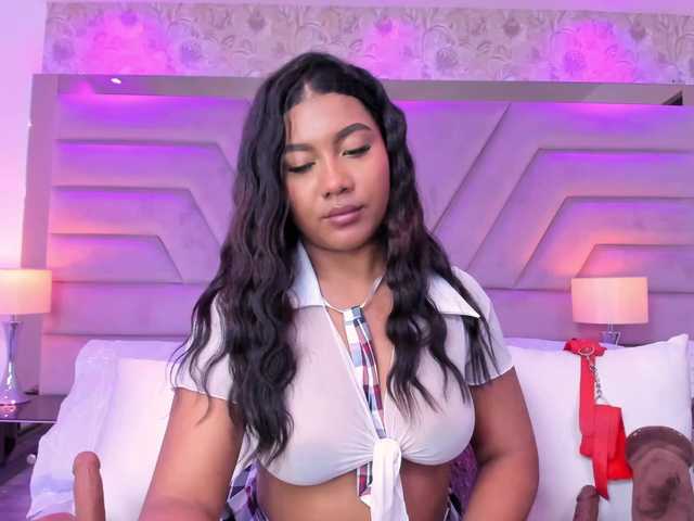 AdaraMills's BongaCams show and profile