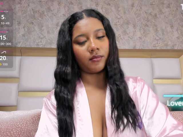 AdaraMills's BongaCams show and profile