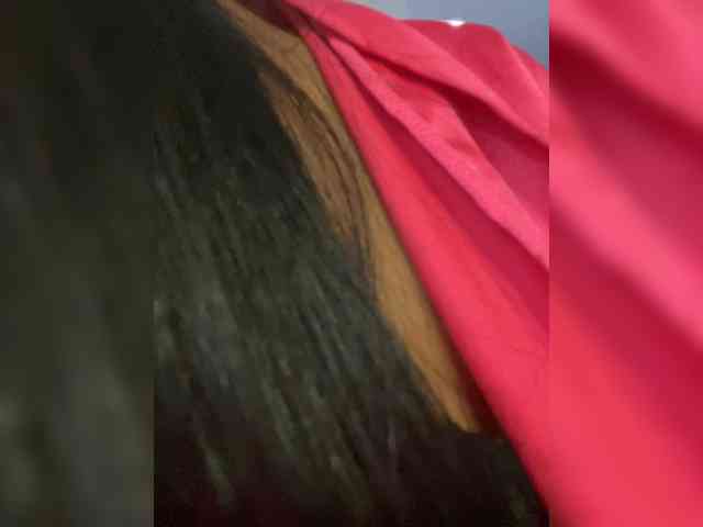 AdaraMills webcam