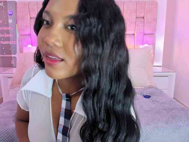 AdaraMills webcam