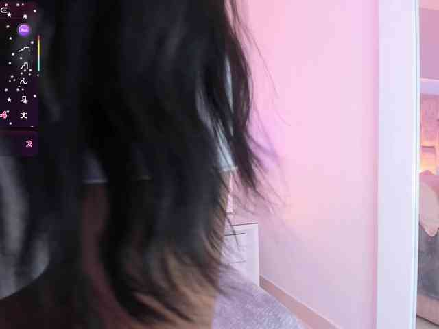 AdaraMills webcam