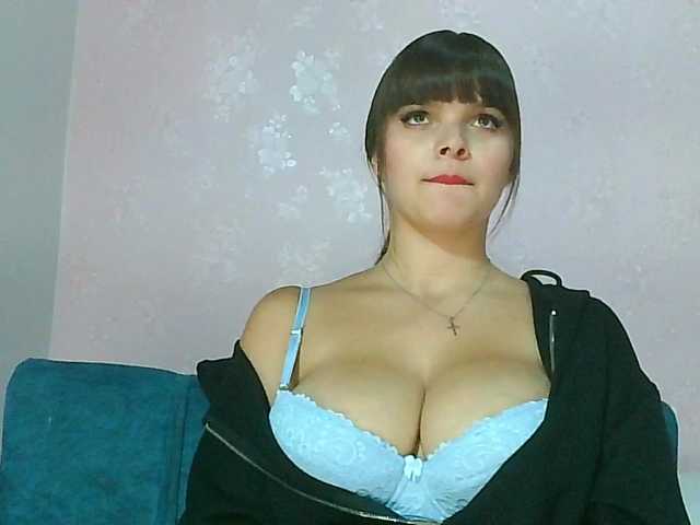 Estefania-121 Live Cam on BongaCams