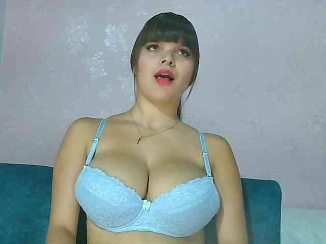 Estefania-121 webcam