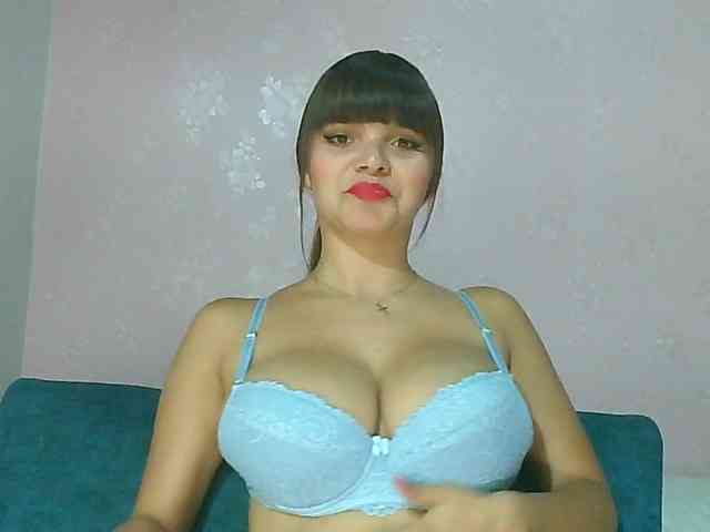 Estefania-121 webcam