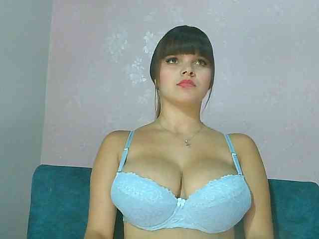 Estefania-121 webcam