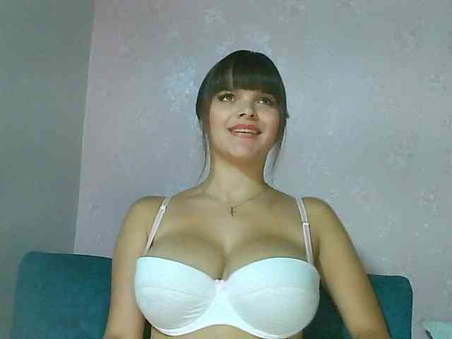 Estefania-121 webcam