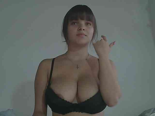 Estefania-121 webcam