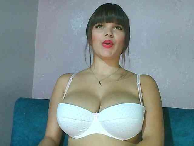 Estefania-121 webcam