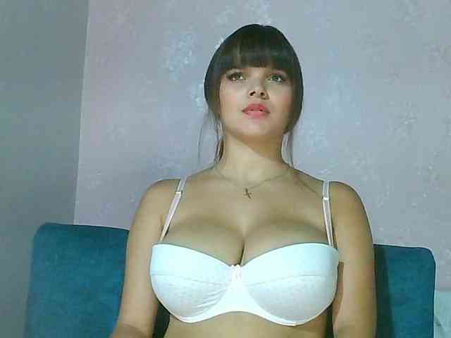 Estefania-121 webcam