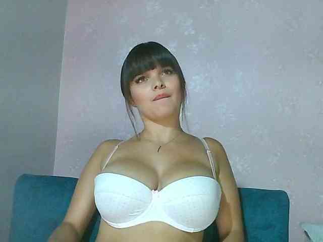 Estefania-121 webcam