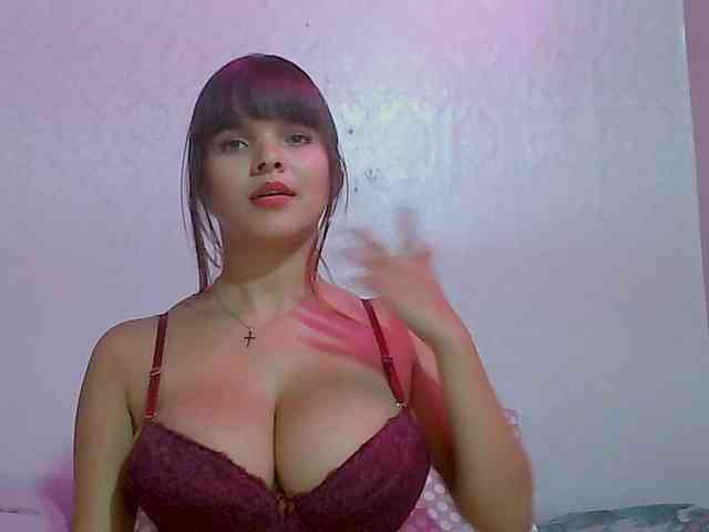 Estefania-121 webcam