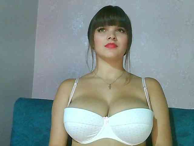 Estefania-121 webcam