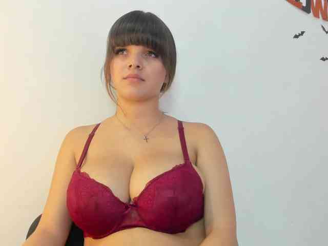 Estefania-121 webcam