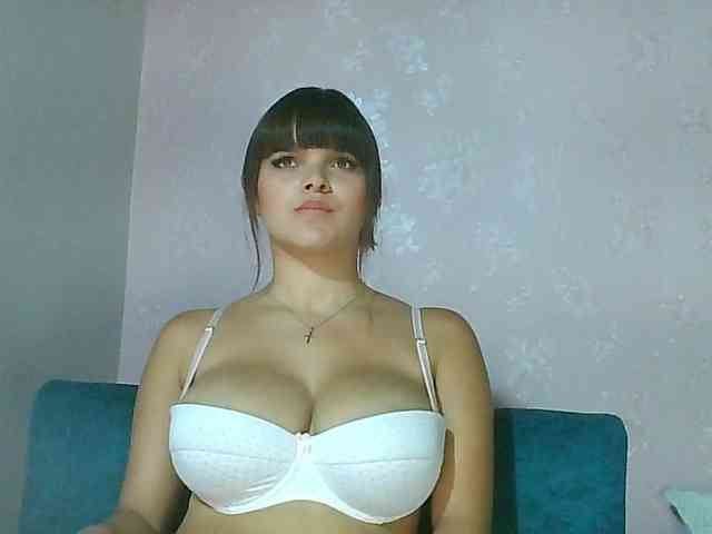 Estefania-121 webcam