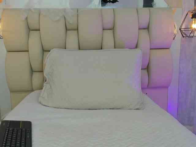 Estefania-121 webcam