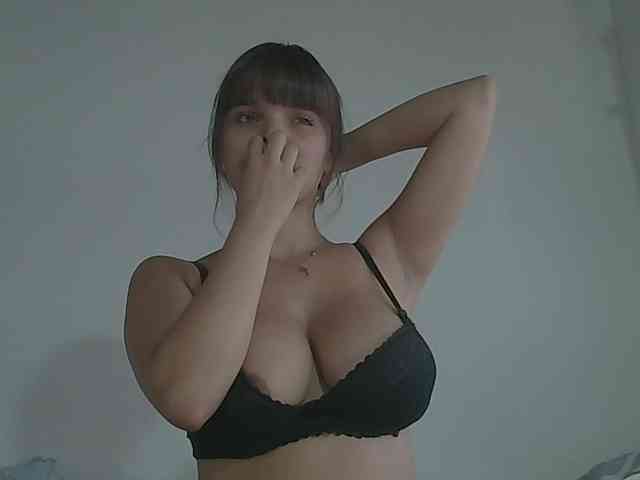 Estefania-121 webcam