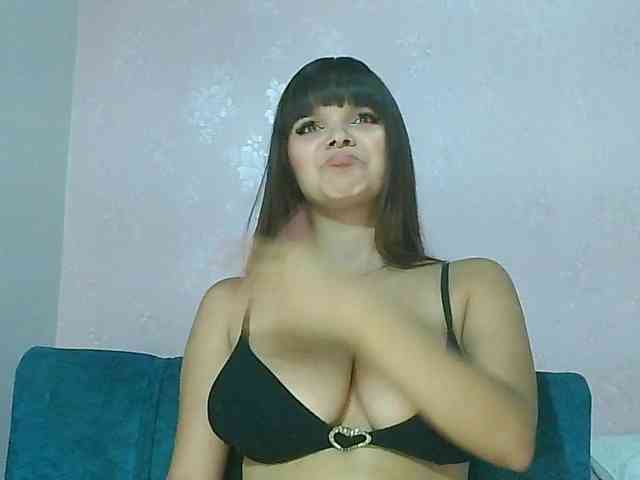 Estefania-121 webcam