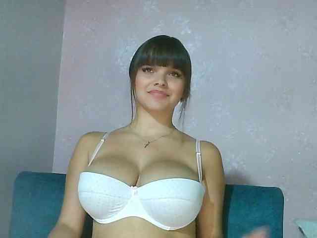 Estefania-121 webcam