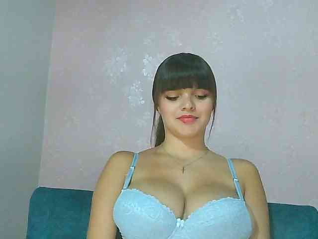 Estefania-121 webcam
