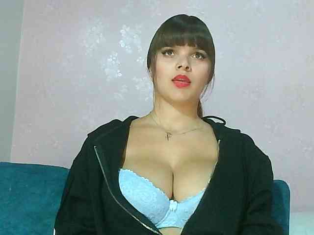 Estefania-121 webcam