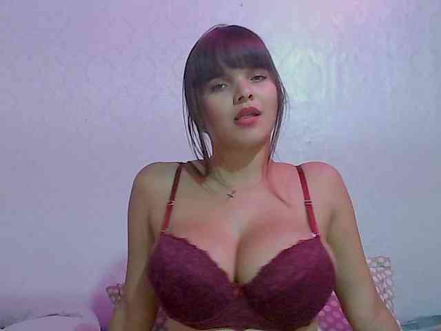 Estefania-121 webcam