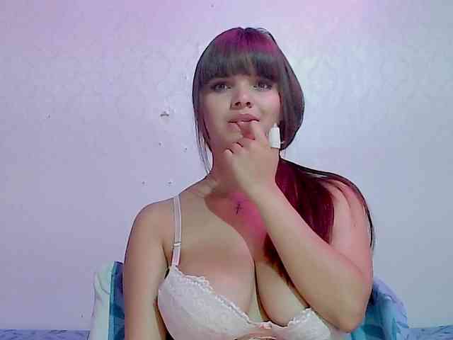 Estefania-121 webcam
