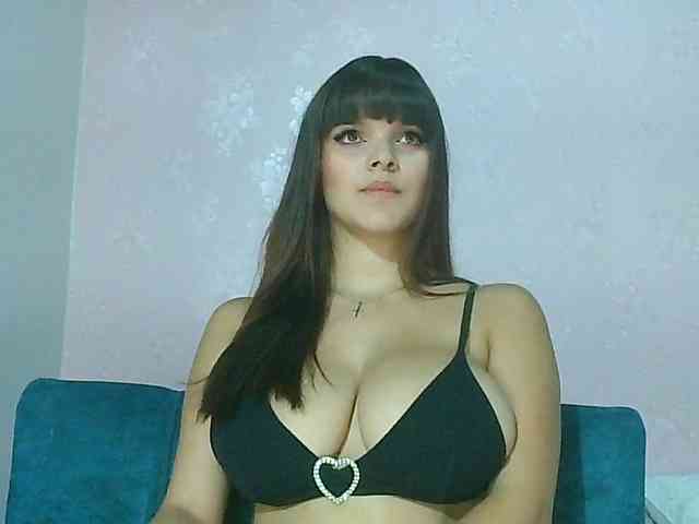 Estefania-121 webcam
