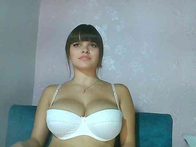 Estefania-121 webcam