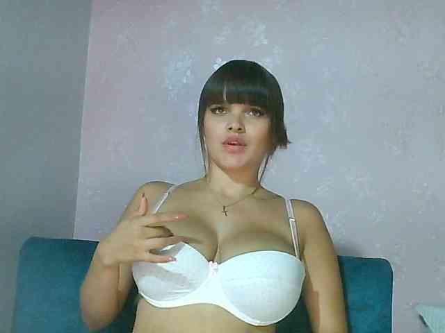 Estefania-121 webcam