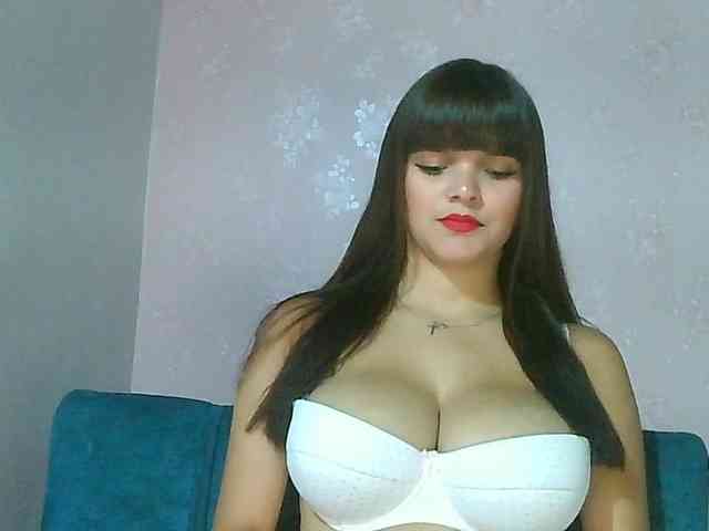 Estefania-121 webcam