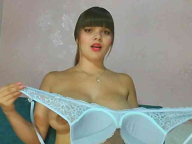 Estefania-121 webcam