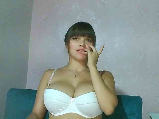 Estefania-121 webcam