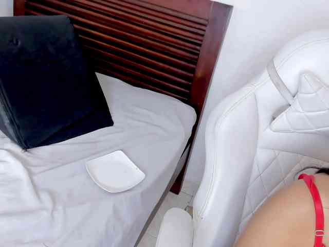 tifanymonroehot webcam