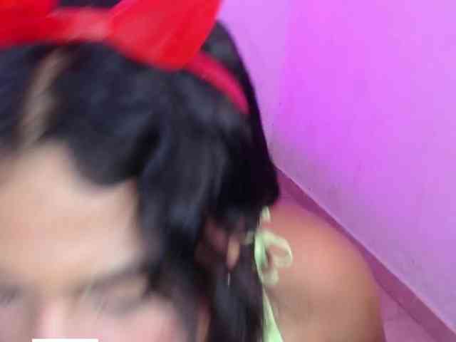 Fantasticgirl webcam