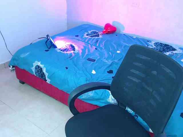 Fantasticgirl webcam