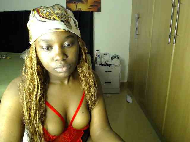 Sweetbuty Live Webcam on BongaCams