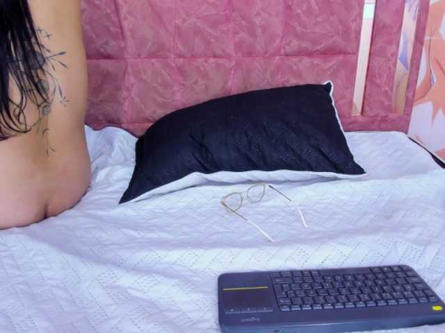 Passion-Bond's BongaCams show and profile