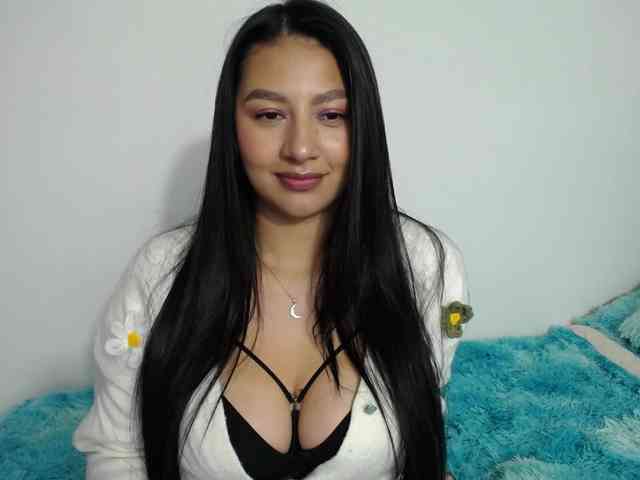 Leah-cyrus webcam