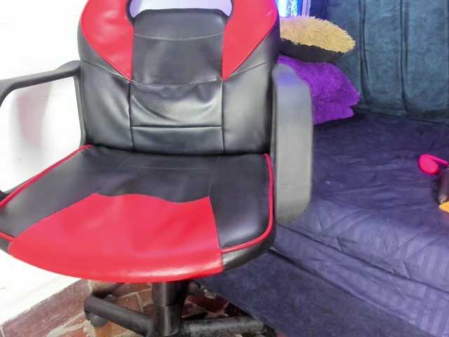 Sharlotte-ms's BongaCams show and profile