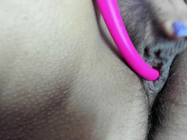 Sharlotte-ms's BongaCams show and profile