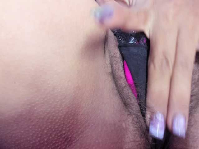 Sharlotte-ms's BongaCams show and profile