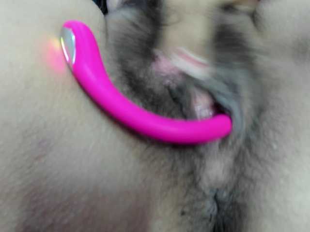 Sharlotte-ms's BongaCams show and profile