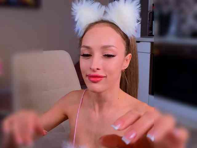 Milana-me webcam