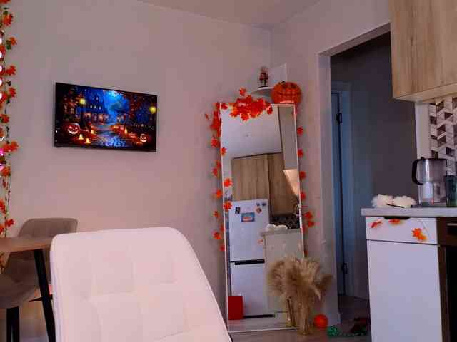 Milana-me webcam