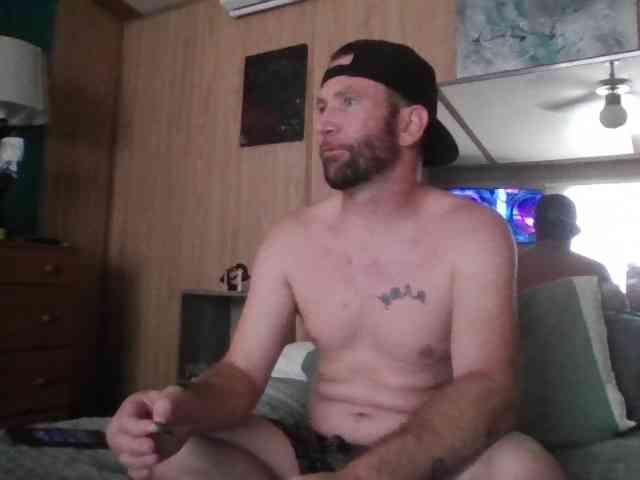 MrLongfellow Live Webcam on BongaCams