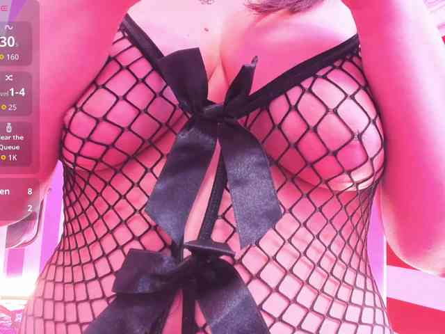naughtyelska naughtyelska