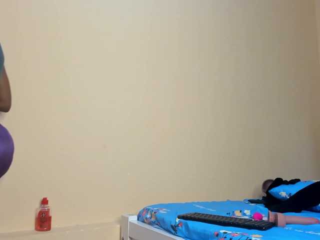 Ebony-Doll's BongaCams show and profile