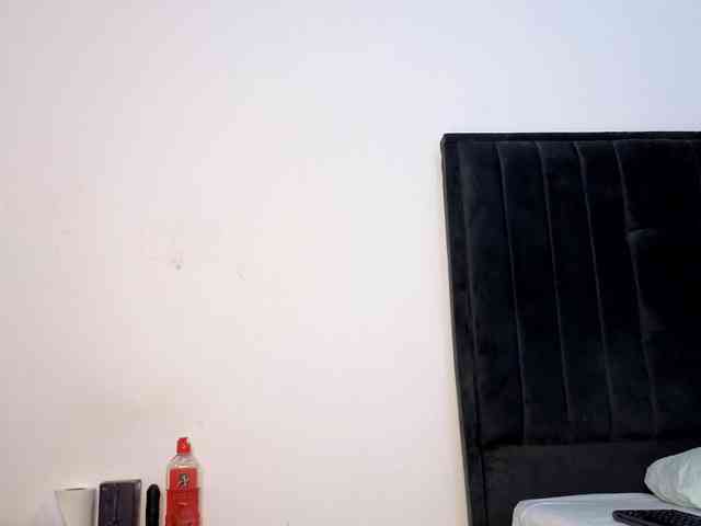 Ebony-Doll webcam